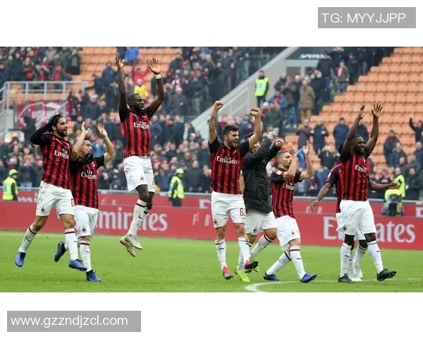 足总杯精彩对决AC米兰与那不勒斯战成平局逆转瞬间点燃全场激情