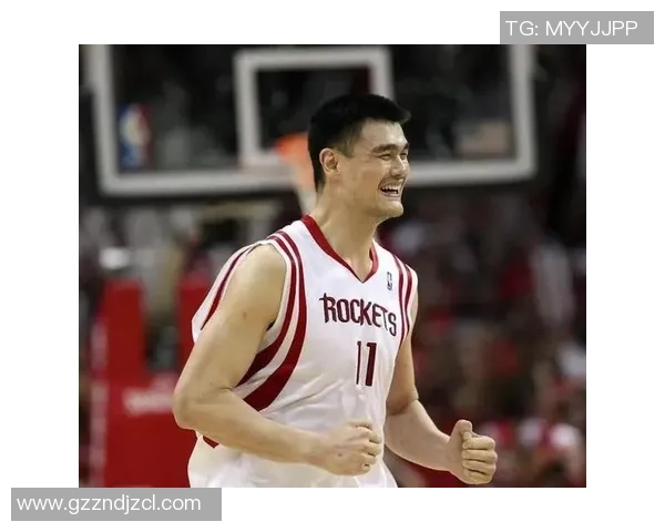 姚明忠实球迷的热情与坚持展现了篮球文化的魅力与力量