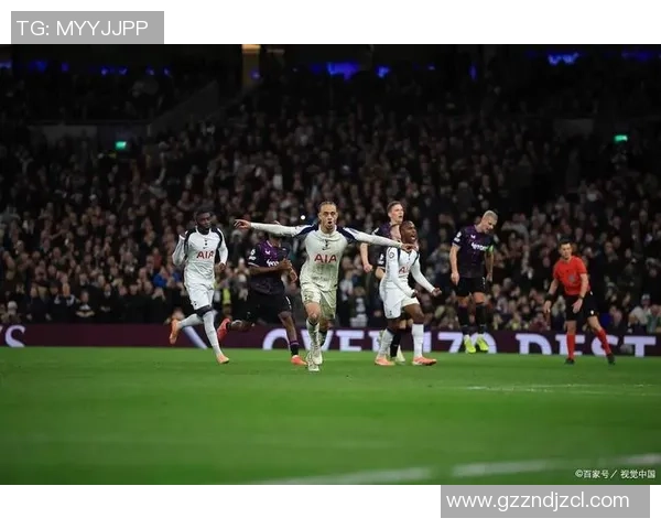 欧联杯震撼战役拜仁狂胜皇马引发全场热议与分析